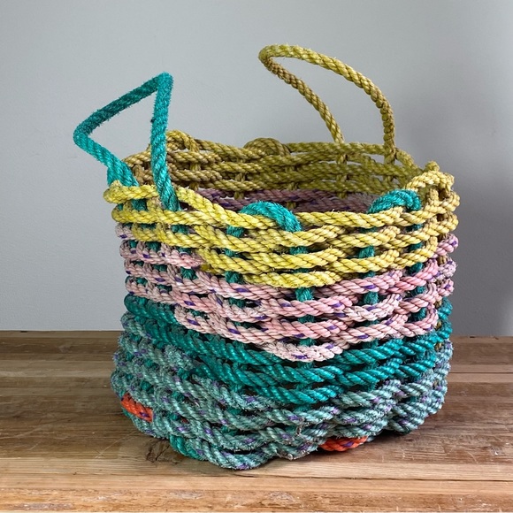 Handmade Recycled Nautical Rope Basket Storage Bin - Pastel Colors - Picture 3 of 16